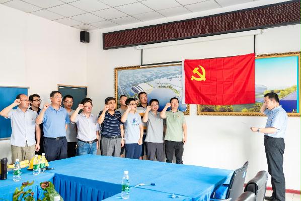 枢纽（环境）水力学与渗流工程研究室党支部赴太湖基地开展“四重四亮”主题党日活动